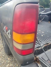 Driver Left Tail Light Wideside Fits 99-03 SIERRA 1500 PICKUP 1621670