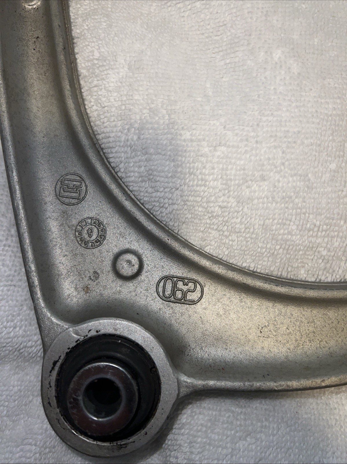 Ferrari 360 Modena Upper Rear Control arm LH/RH 200946