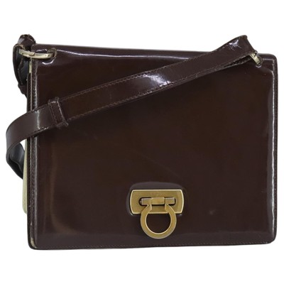 Salvatore Ferragamo Gancini Patent leather shoulder bag! Salvatore Ferragamo Gancini Shoulder Bag Patent leather  main image 4