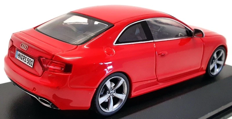 Minichamps 1/43 Scale Model Car 5011025413 - Audi RS5 - Misano Red - Image 2 of 4