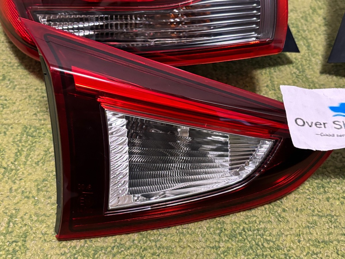 Mazda Genuine Mazda 2 Demio Hatchback DJ 15-23 LED Tail Light Lamp