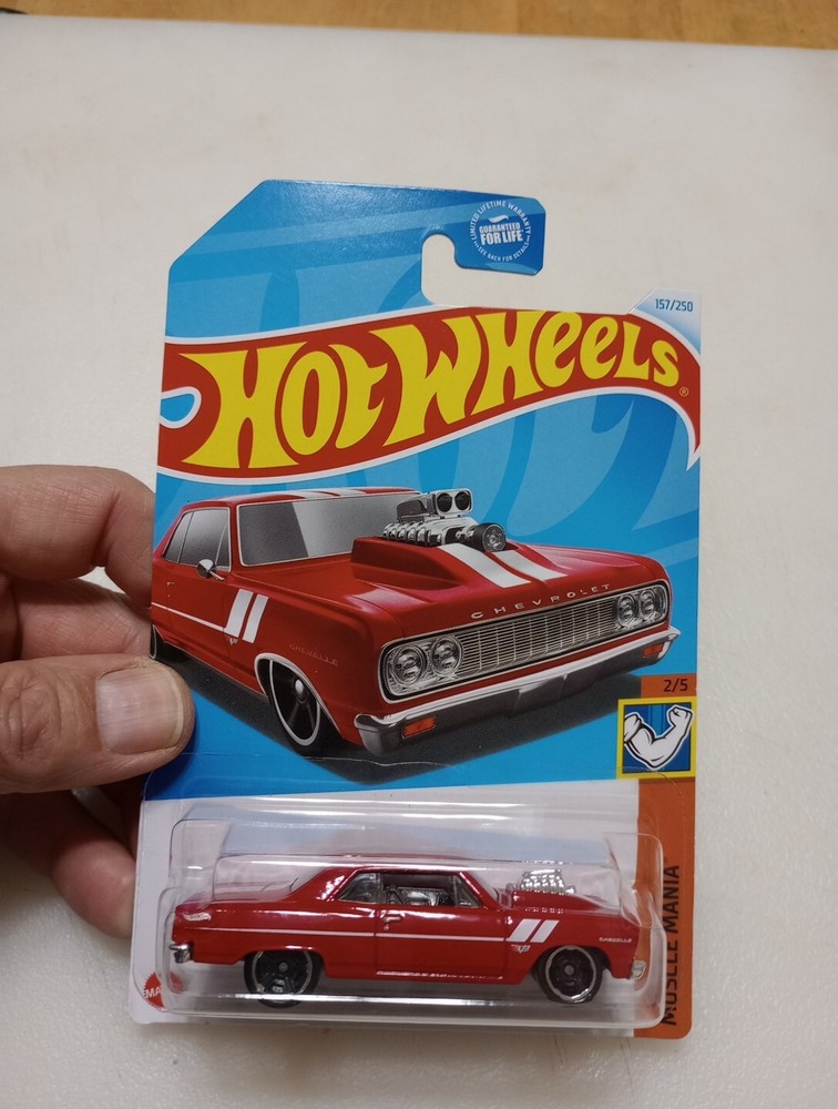 Hot Wheels '64 Chevy Chevelle SS Red HW Muscle Mania 2024