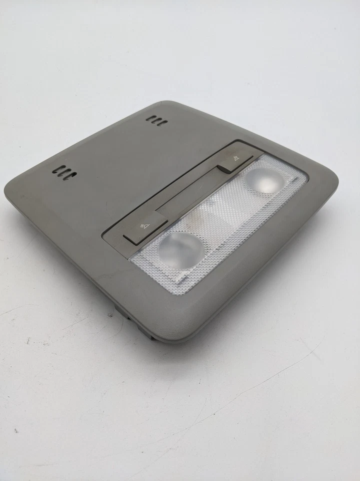 Chevrolet Sonic LT 2012-2013 conjunto de luces de mapa domo central delantero usado Foto 4 de 4