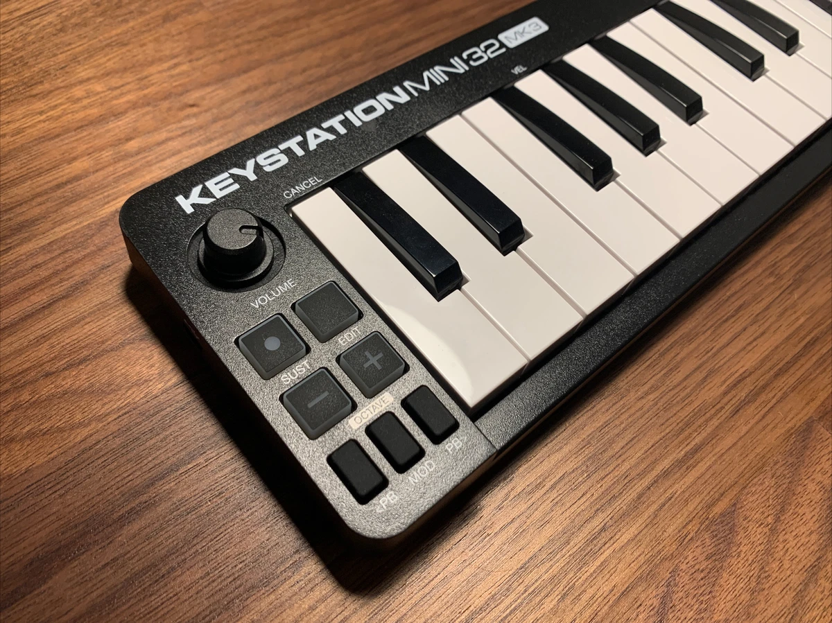 M-Audio Keystation Mini 32 MK3 - USB MIDI Keyboard