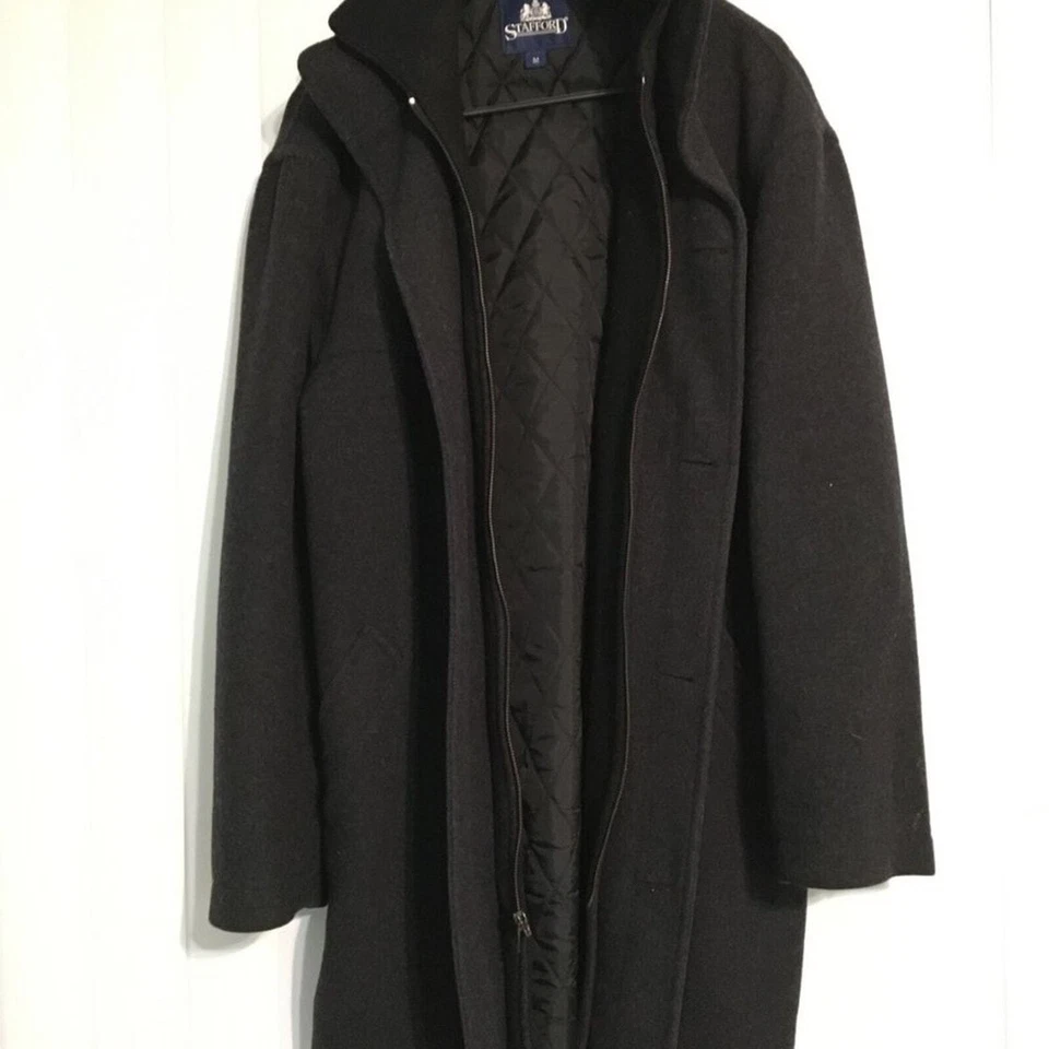 Stafford Men's Wool Peacoat Size Men size Medium Excellent Condition - Image 3 of 4