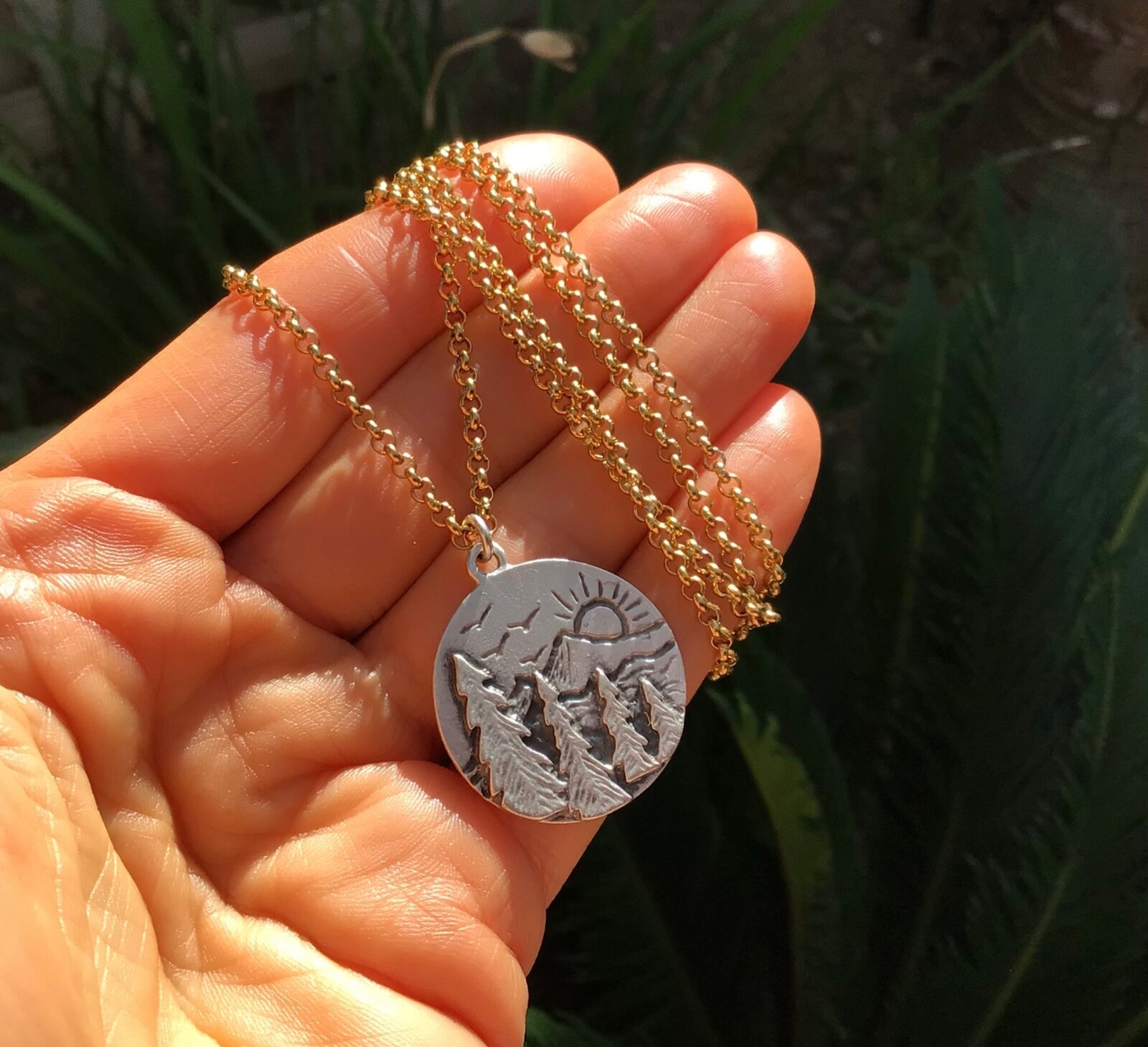 NEW ARTISAN HANDMADE SUNDANCE CHARM NECKLACE HANDCRAFTED SILVER JEWELRY NATURE