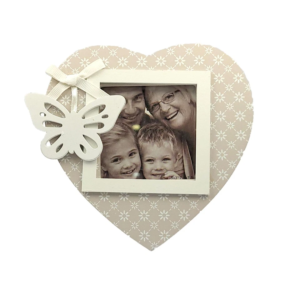 Shudehill Loveheart Cadre Photo Breloque Papillon Bois Mignon Famille Décor 14cm - Photo 1/1