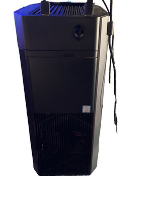 Dell Alienware Aurora R8 i7 9700 32GB  Ram Liquid Cooled 512gb SSD EVGA RTX 2080
