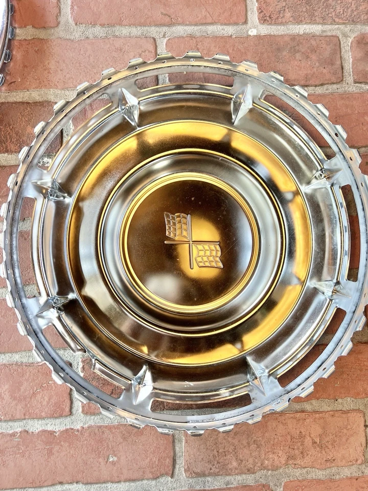Vintage 1959-1960 Impala Corvette Chevrolet Hubcap Wheel Cover Bel Air Nomad 14" - Image 4 of 4