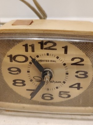 Vintage Analog Alarm Clock Toastmaster