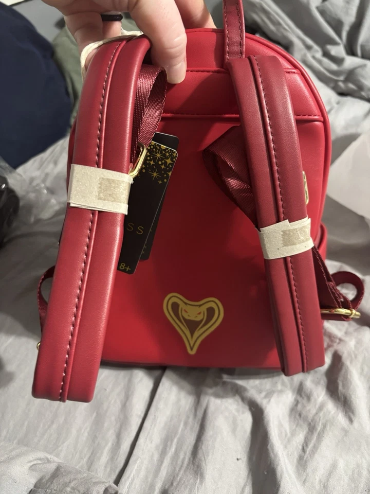 Hard tag Loungefly Exclusive Disney Aladdin Jasmine and Jafar Snake - Image 2 of 3