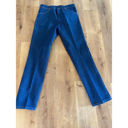 WRANGLER JEANS MENS 36X34 POCKET PATCH 13MWZ BLUE DENIM Cowboy Cut Straight