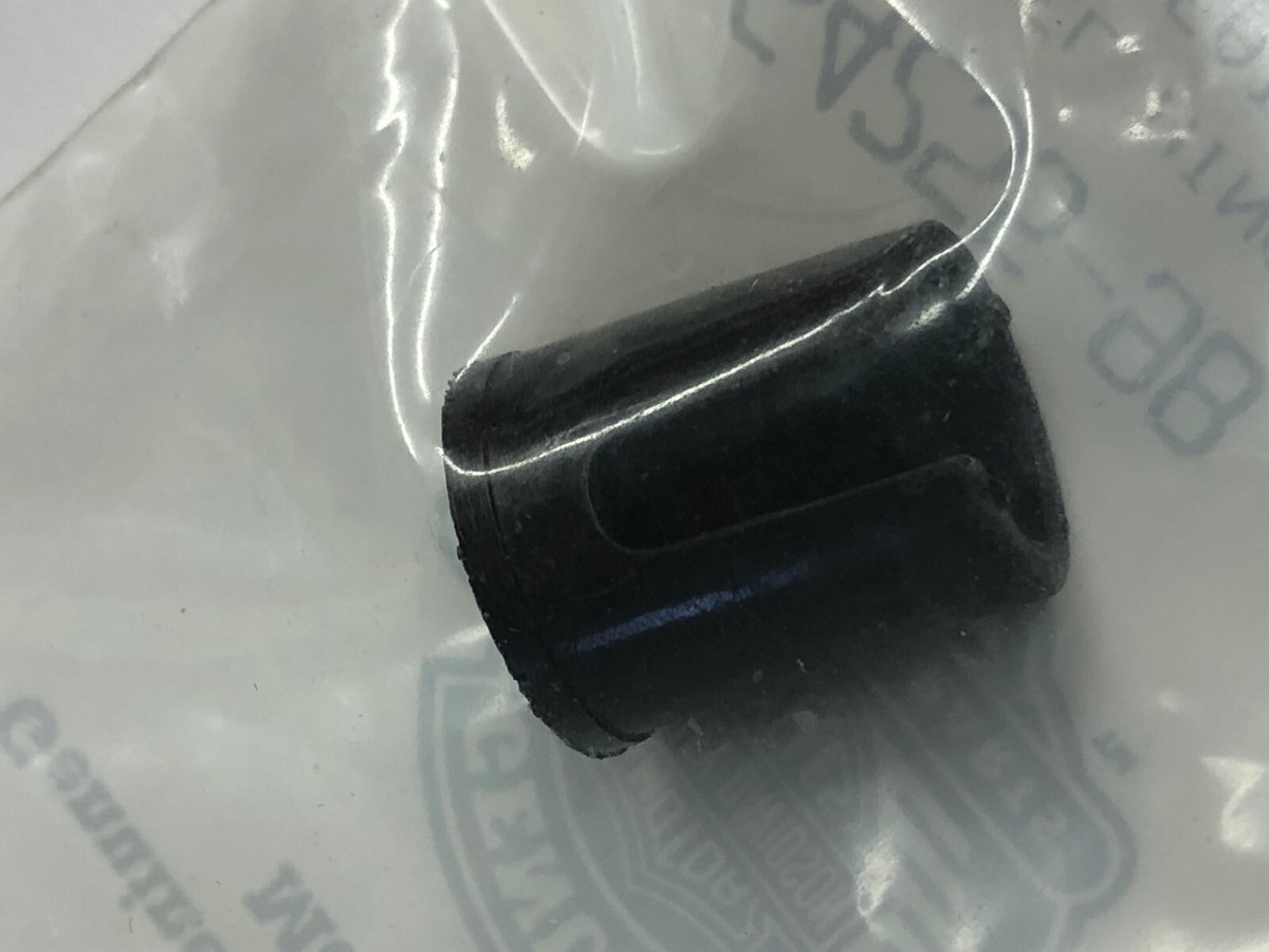 Genuine Harley-Davidson HINGE BARREL INNER FAIRI P/N 64255-98 OEM