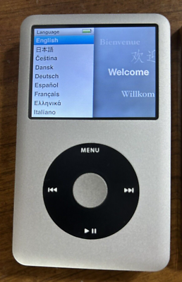 Apple IPOD CLASSIC 7th Generation 160GB MP3 Silver - MINT