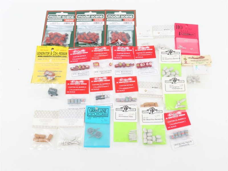 LOT of 20+ HO 1/87 Scale Barrels, Soda Machine, Timberjacks & More Scenery Packs