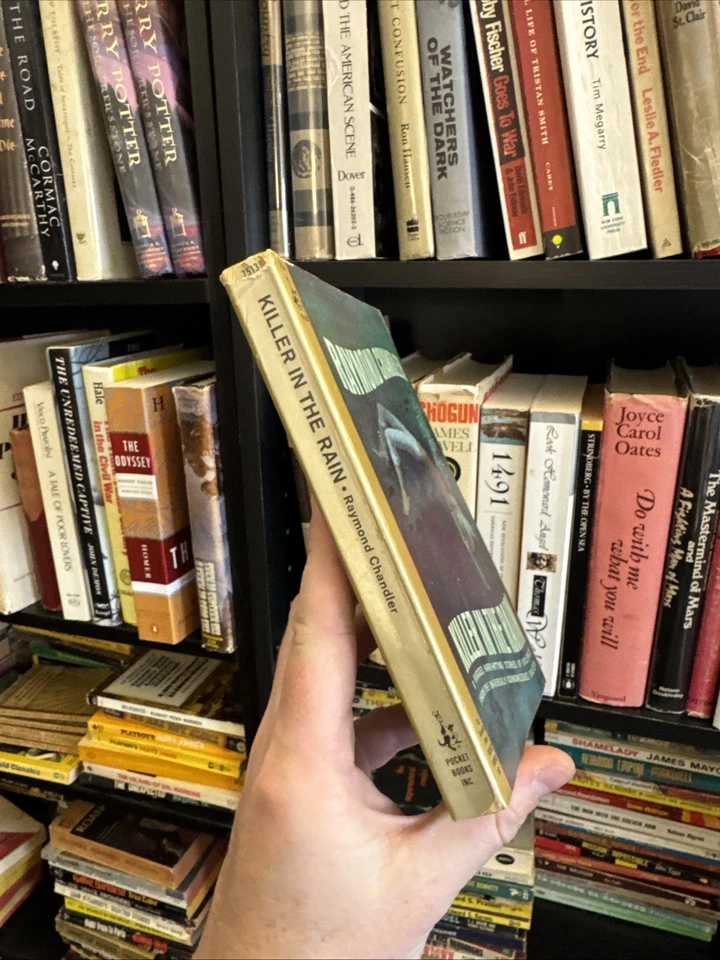 KILLER IN THE RAIN by Raymond Chandler (1965) Pocket Books mystery paperback 1st - Image 2 of 4