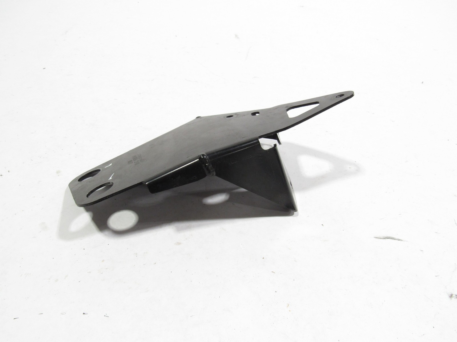 McLaren 720S 2017-2023 Rear Right Radiator support bracket