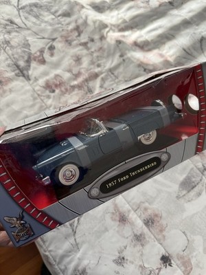 Road Signature 1957 Ford Thunderbird 1 18th Scale for sale online