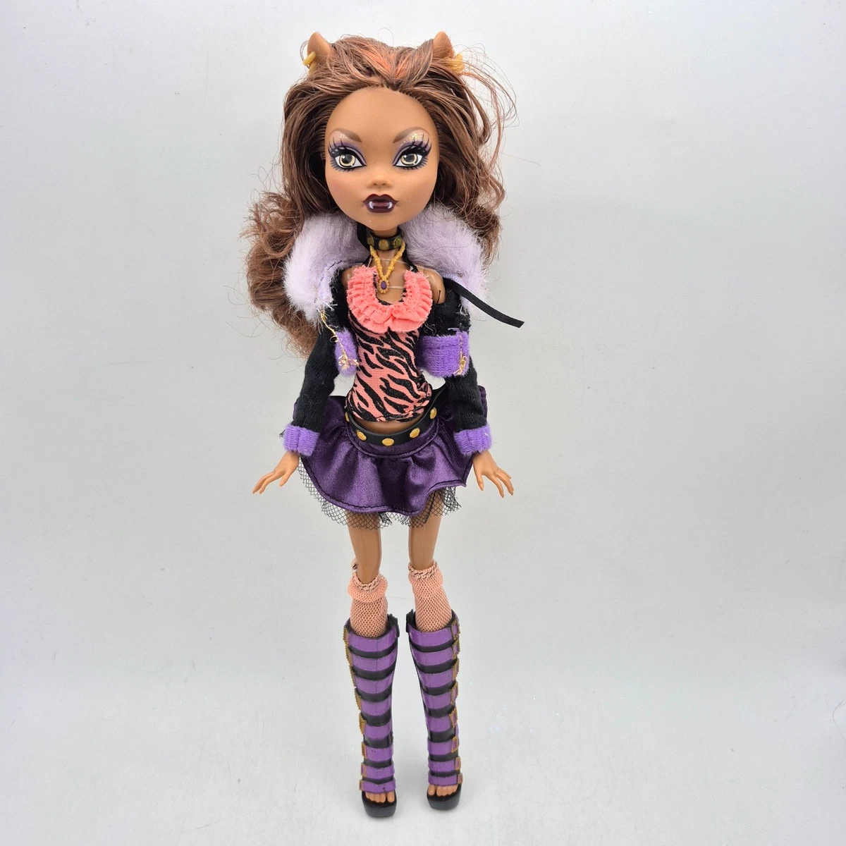 Monster High Basic Clawdeen Wolf Fashion Doll 2010 Mattel - Near Complete