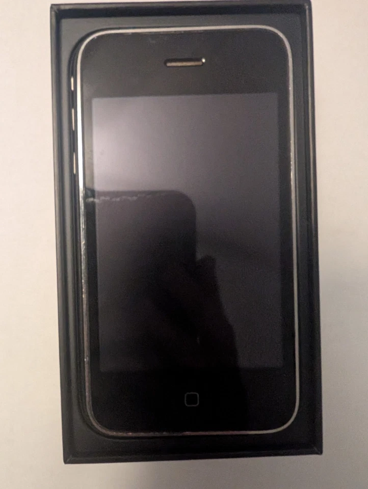 Apple iPhone 3GS 8 GB Negro (Desbloqueado)-¡Artículo de Coleccionistas Raro! Foto 3 de 4