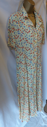 Ladies size 10 collared short sleeve button down dress from Maridn Donaldsd - Picture 3 of 16