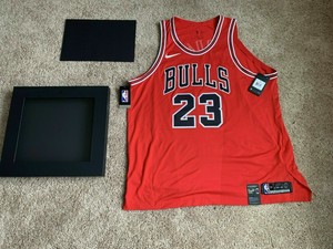 bulls icon jersey