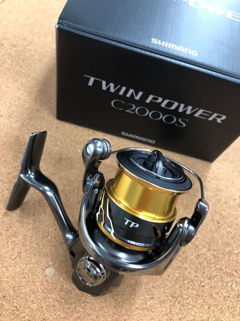 Shimano 20 Twin Power C2000S Spinning Reel