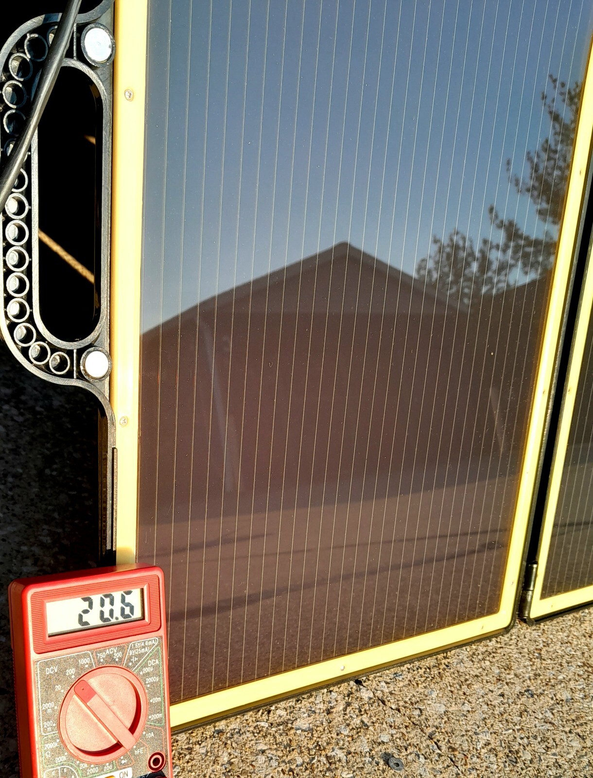 Amorphous Silicon Cell 18 - 24 Volt Solar Case, Chicago Electric Power Systems