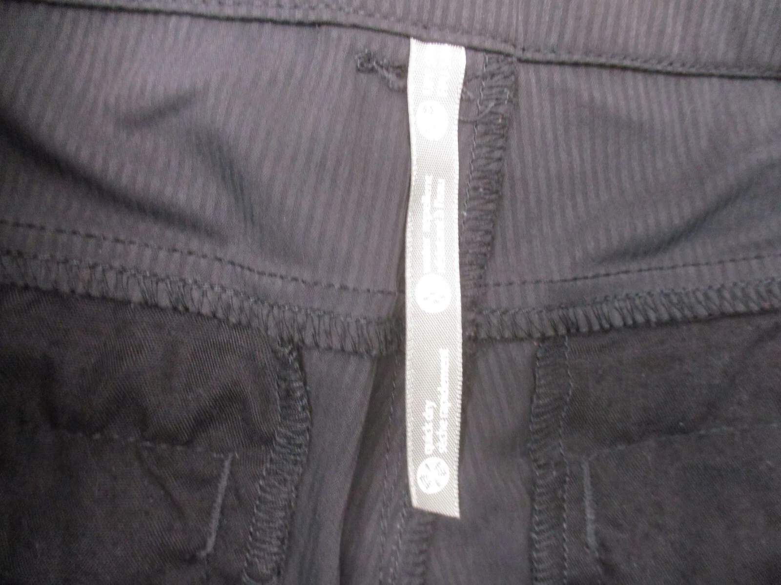 lole stretch zip fly pockets flat front shorts