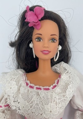 Barbie Mattel 1996 Dolls of the World Puerto Rican Barbie