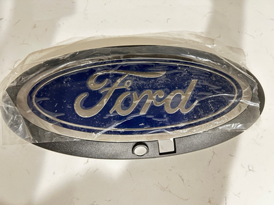 #ad 2020 2022 F 250 F 350 F 450 Super Duty 14quot; Grill Emblem Cam amp; Washer Hole *RARE* $299.99