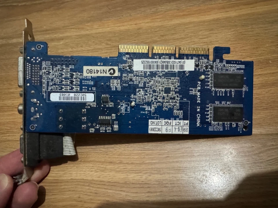 Gigabyte Nvidia FX 5200 128mb Agp Graphics Card GV-N52128DS - Image 4 of 4