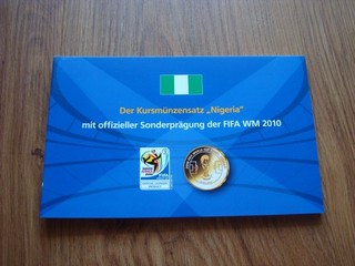 TOP Nigeria KMS ¡Medalla Conmemorativa! ¡Juegos de monedas de curso FIFA para la Copa Mundial de Fútbol 2010! ¡EMBALAJE ORIGINAL!