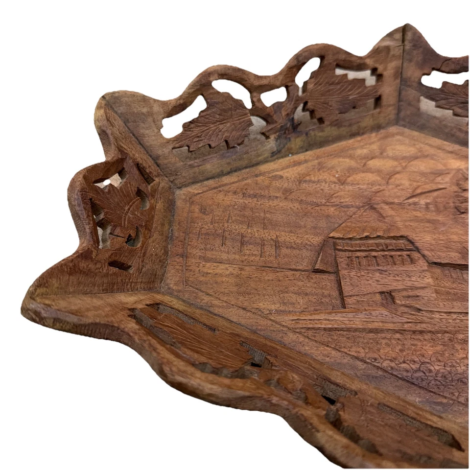 Frutero/bandeja de madera tallada a mano estilo vintage grabado de casa de madera real Foto 2 de 4