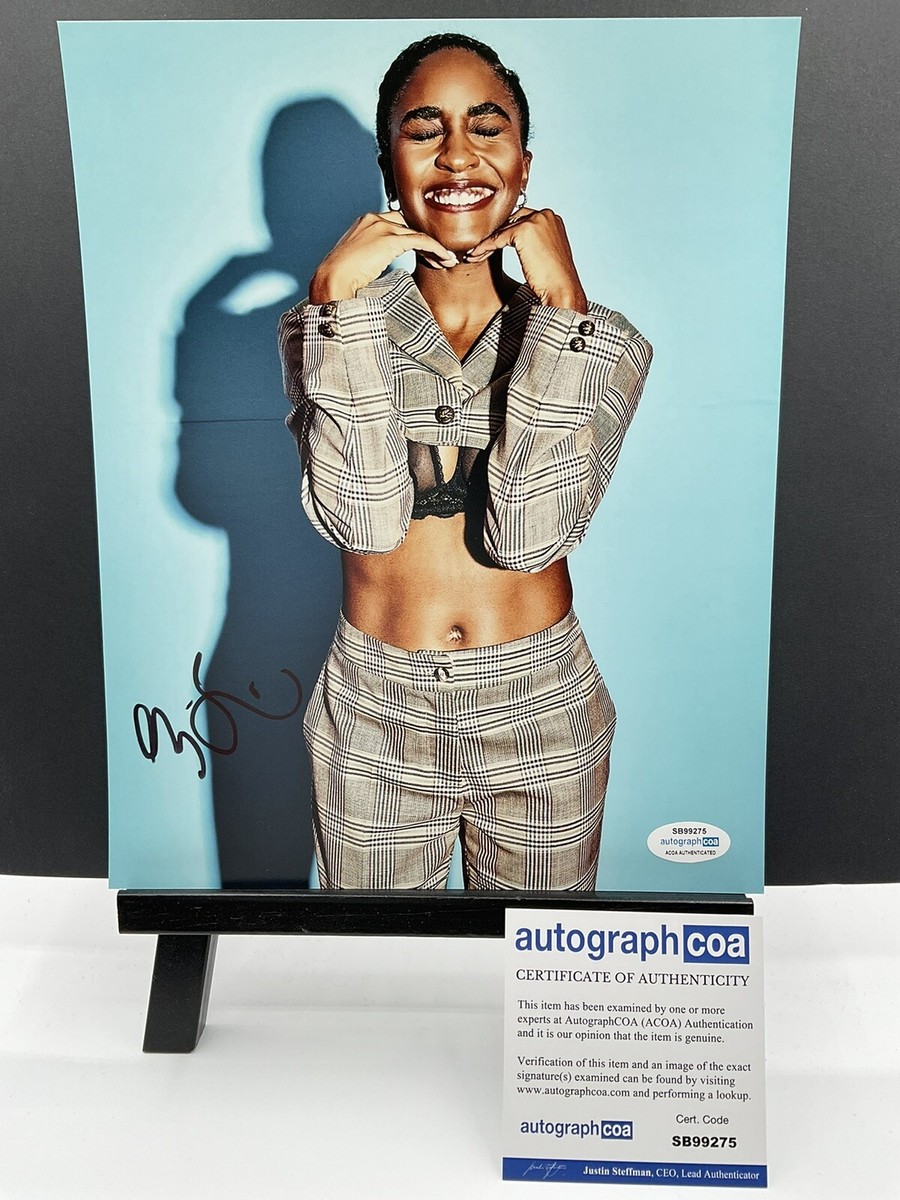 Ayo Edebiri Sexy signed photo 8x10 autograph ACOA auto Bottoms
