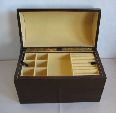Vtg Centrum BOMBAY co late 1900s wood jewelry box chest