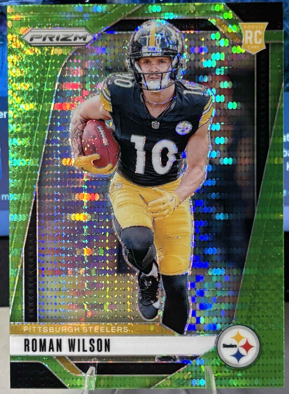 2024 Panini Roman Wilson #384 Neon Green Pulsar Prizm (RC) STEELERS