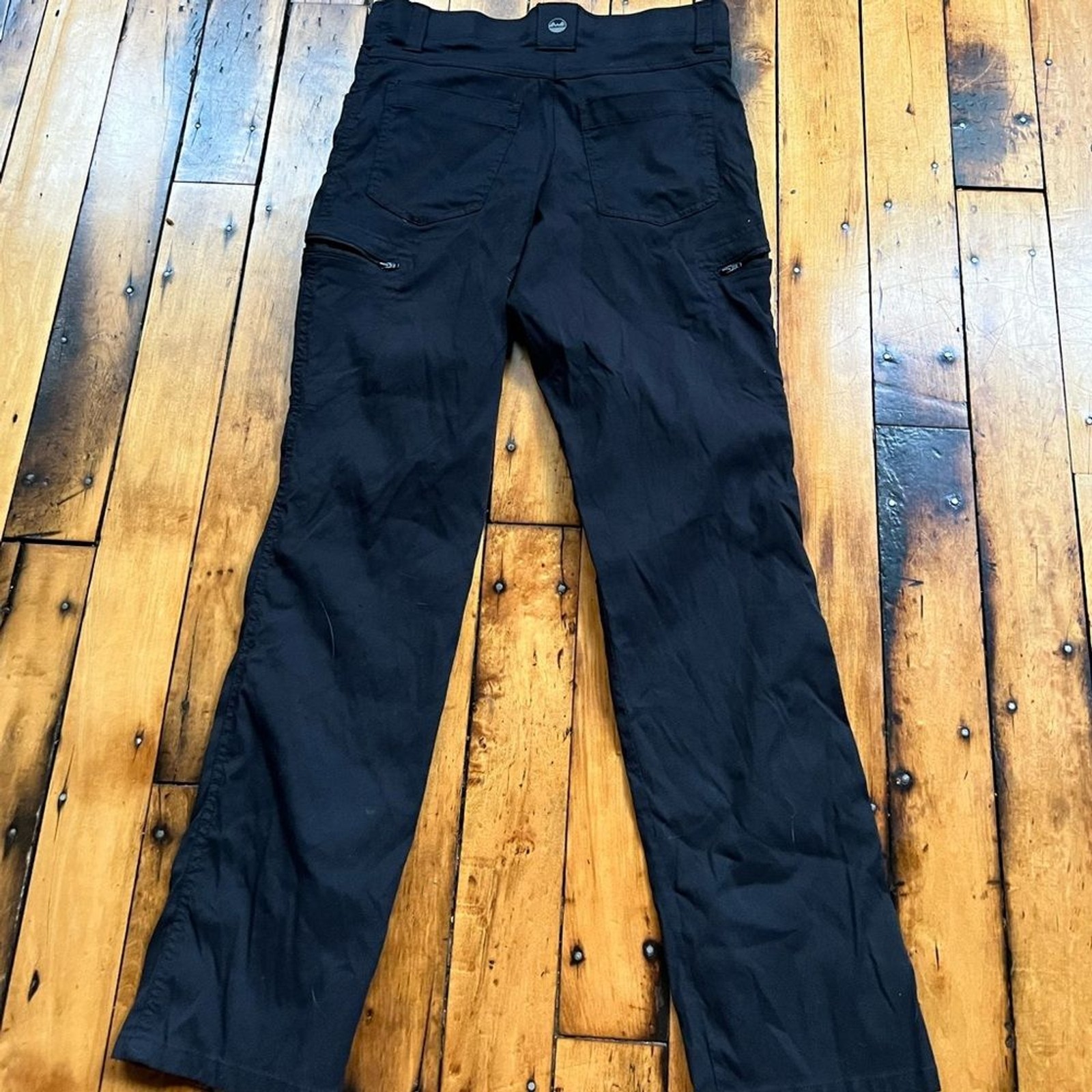 Wrangler ATG Men’s 32x32 Cargo Pants Black Hiking Stretch Utility Outdoors Flaw*