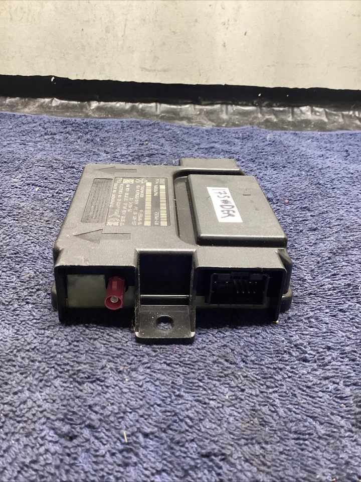 2014 - 2017 RAM CHRYSLER 1500 Keyless Entry-Receiver 68213679AG OEM - Image 4 of 4