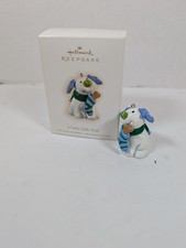 Hallmark Christmas Ornament Dog A Tasty Little Treat Keepsake 2009 MIB