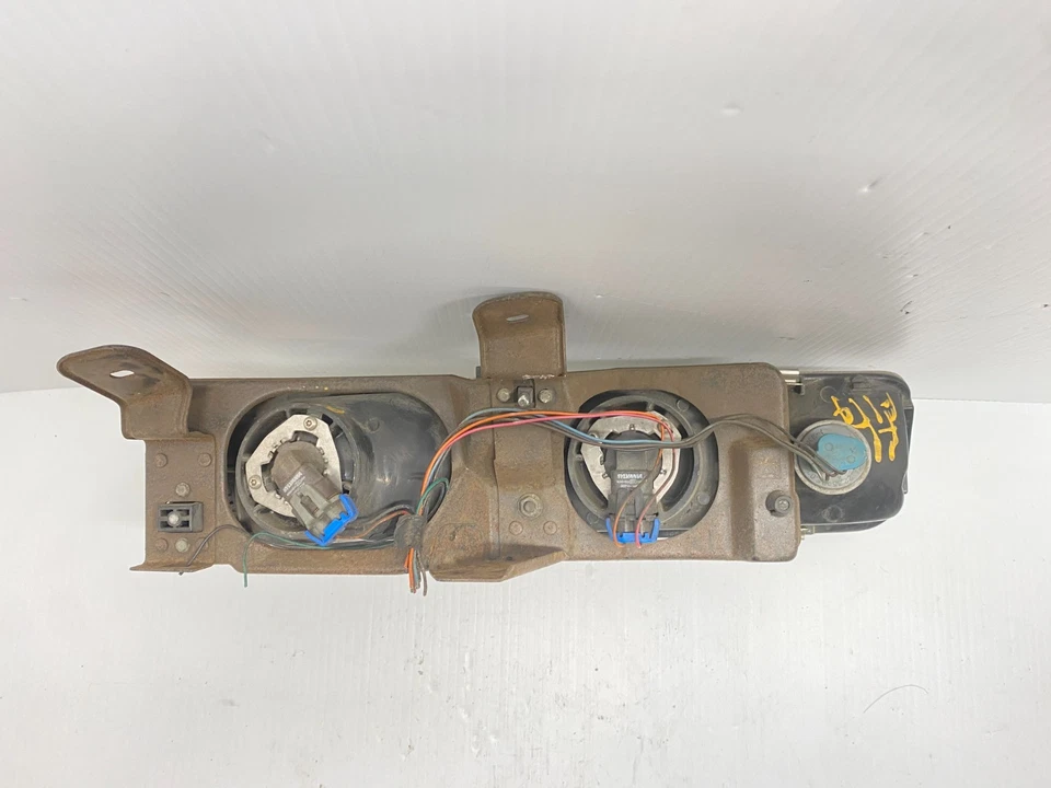 1991-1996 SATURN S LEFT DRIVER SIDE HEADLIGHT ASSEMBLY OEM, 114-00271 - Image 3 of 4