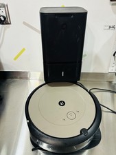 iRobot Roomba I1 Robot Vacuum Wi-Fi Connected...