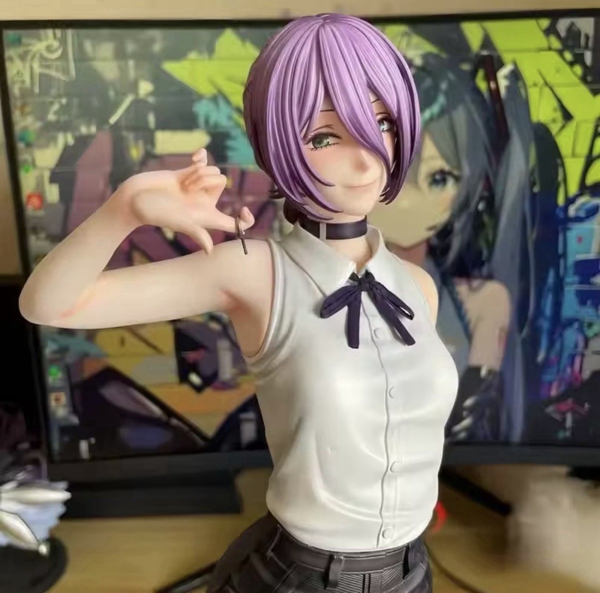 Anime Chainsaw Man Reze Action Figure Collection 33cm Tall Model