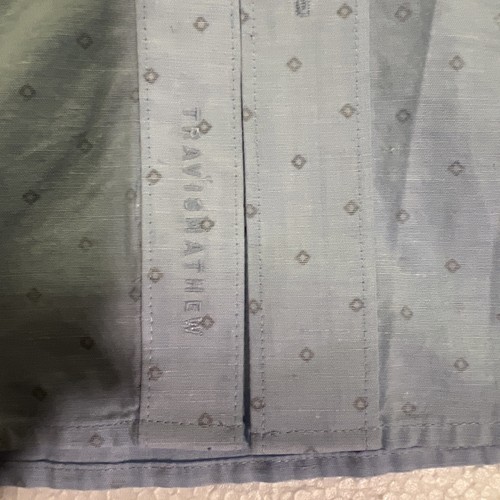 Travis Mathew Tisbury Short Sleeve Button Up Heather Kentucky Large NWT - Picture 4 of 10