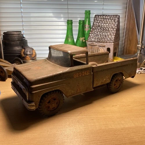 Tonka Army Pick-up Truck