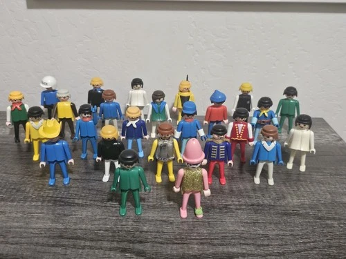 Lot Of 25 VTG 1970s Playmobil Figures V