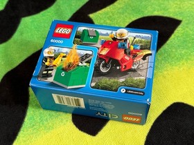 LEGO 60000 CITY FIRE MOTORCYCLE POLICE FACTORY SEALED BRAND NEW