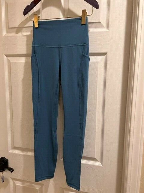 NWOT Lululemon Align High Rise Pant leggings with Pockets 25 NWOT Lululemon Align High Rise Pant leggings with Pockets 25