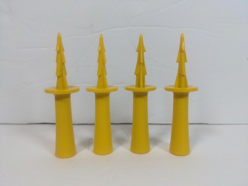 Tupperware Corn on the Cob Holders Rare Hard to Find Set of 4