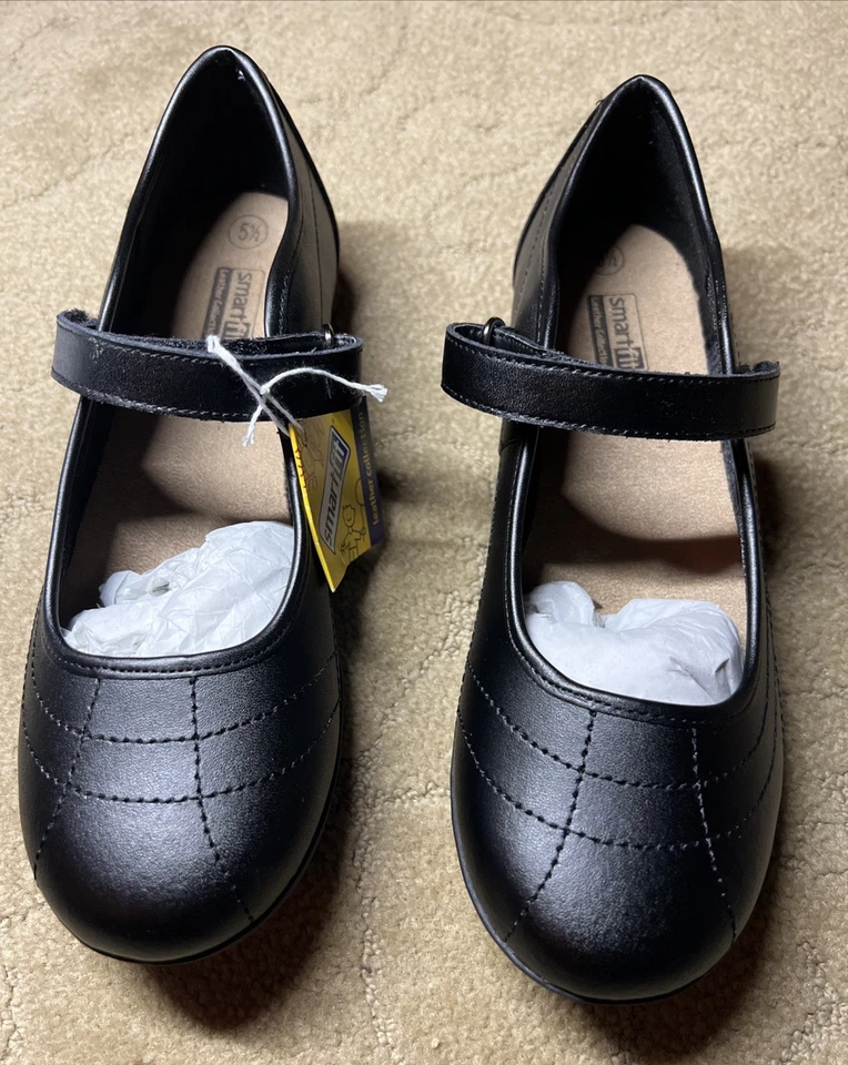 Smart Fit Girls Leather "Mollie" Mary Janes  Shoes Black Size 5.5 - Image 2 of 4